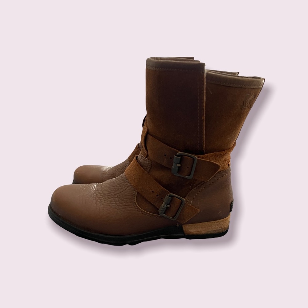 Sorel Womens Leather Combat Boots
